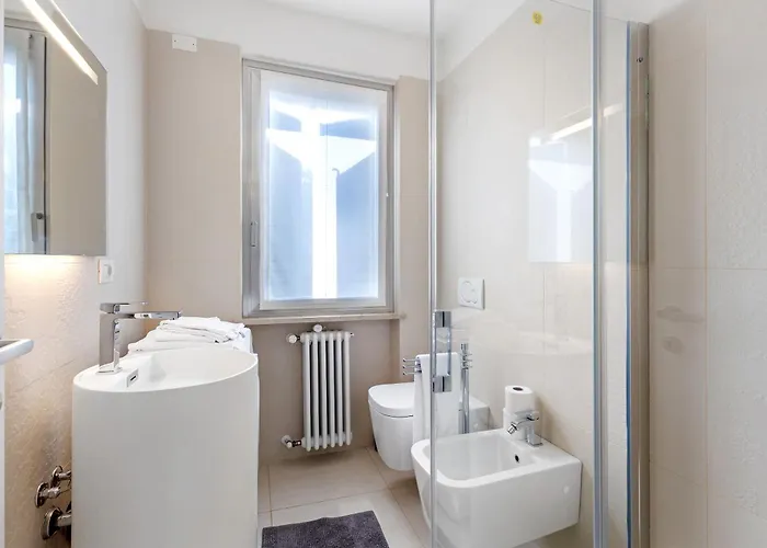 Baseventuno 5 Honey Moon Sirmione